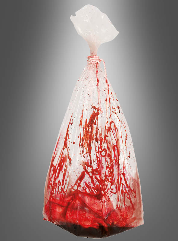 Die Halloween-Dekoration „Blutiger Beutel mit Seil“ besteht aus einer durchsichtigen Plastiktüte, die oben zusammengebunden ist, mit Spritzern versehen und teilweise mit Kunstblut gefüllt ist, um einen dramatischen „Blutiger Beutel“-Effekt zu erzielen – perfekt als Halloween-Dekoration vor einem grauen Hintergrund mit Farbverlauf.