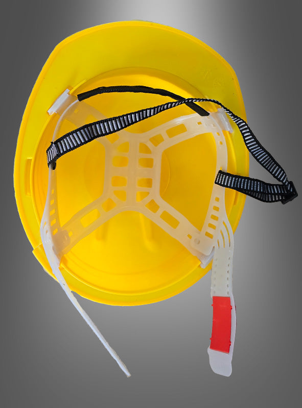 Gelber Schutzhelm (verstellbarer Bauarbeiterhelm), von unten gezeigt, mit einem weißen Kunststoff-Tragesystem und einem schwarzen, verstellbaren Riemen vor einem grauen Farbverlaufshintergrund – ideal als Bauarbeiterhelm oder Kostümzubehör.