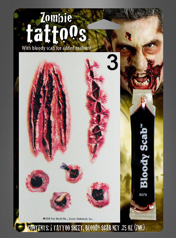 Das „Blutige Narben & Wunden“-Tattoo-Set enthält realistische Wund-Tattoos, eine Tube „Künstliches Blut“-Krusten-Gel und ein Bild einer Person mit Zombie-Make-up im Hintergrund – perfekt, um authentische Halloween-Narben- und Wunden-Tattoo-Effekte zu erzielen.