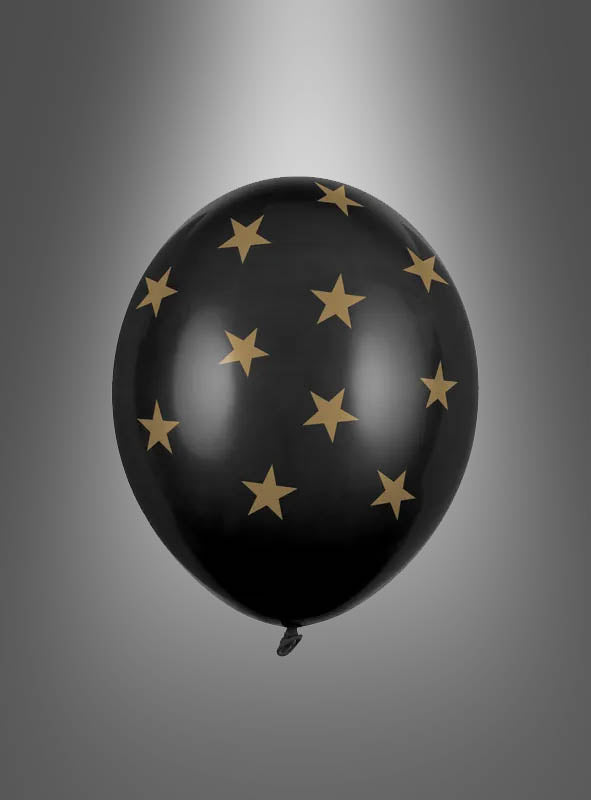 Ein „schwarzer Latexballon mit Sternen“ schwebt als edles Deko-Element vor einem schlichten grauen Farbverlaufshintergrund und ist mit gleichmäßig verteilten goldenen Sternen verziert.