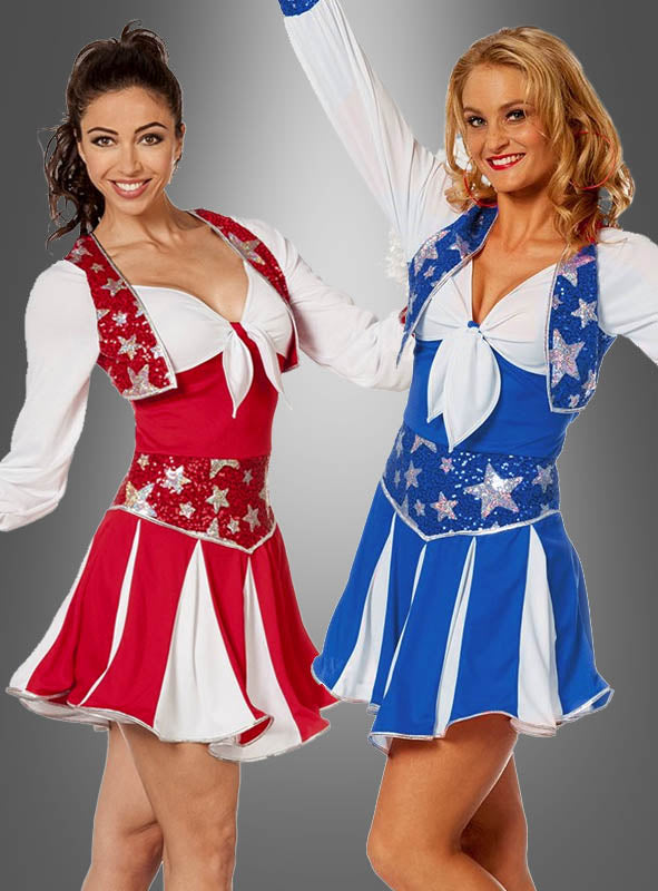 Zwei Frauen stehen nebeneinander und tragen jeweils ein Cheerleader-Kostüm für Damen – das eine mit roten, weißen und silbernen Details, das andere in Blau, Weiß und Silber. Beide Outfits bestehen aus Paillettenwesten und ausgestellten Röcken. Sie lächeln in die Kamera – ihre aufeinander abgestimmten Outfits eignen sich perfekt für eine USA-Mottoparty oder für alle, die auf der Suche nach einem energiegeladenen Cheerleader-Kostüm für Damen sind, das jeder Veranstaltung lebhafte Stimmung verleiht.