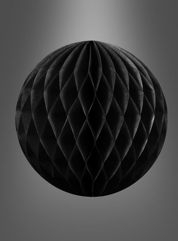 Ein schwarzer „Wabenball Deko-Papierballon, wiederverwendbar“ mit Wabenmuster ist mittig auf einem grauen Hintergrund mit Farbverlauf platziert.