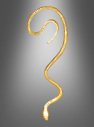 Goldener Schlangenohrschmuck mit gewundenem Körper und einer kleinen Öffnung nahe dem Kopf, präsentiert vor einem schlichten grauen Farbverlaufshintergrund.