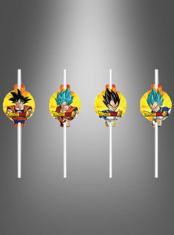 Vier Lutscher mit Dragon Ball Z-Figuren auf der Verpackung sind vertikal vor einem grauen Hintergrund mit Farbverlauf angeordnet und eignen sich somit perfekt als Leckerei für einen Kindergeburtstag. Kombinieren Sie sie mit passenden Dragon Ball-Papierstrohhalmen, um eine lustige und festliche Atmosphäre zu schaffen.
