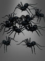 Ein Set aus 12 Plastikspinnen (5 cm) ist vor einem grauen Hintergrund mit Farbverlauf angeordnet und verleiht Ihrer Halloween-Dekoration den perfekten gruseligen Touch.