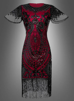 20er-Jahre-Kleid mit kurzen Ärmeln und Pailletten – „Grace“ in Rot mit schwarzer Paillettenverzierung, transparenten kurzen Ärmeln und Fransen am Saum, präsentiert vor einem neutralen Farbverlauf— ideal für alle, die ein glamouröses Paillettenkleid im Stil der 20er Jahre für die nächste Charleston-Party suchen.