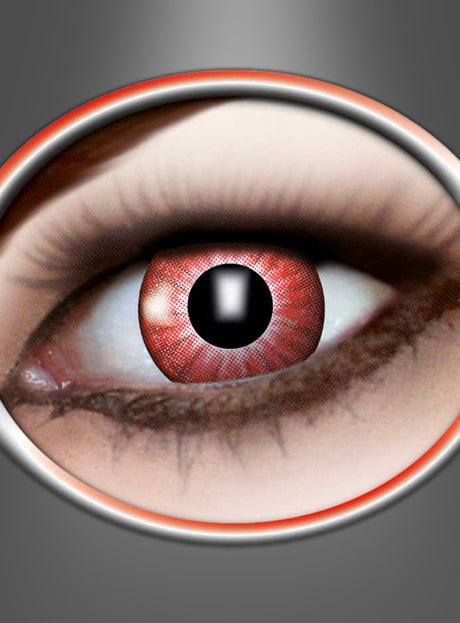 Eine Nahaufnahme eines menschlichen Auges mit roter Iris und einer ungewöhnlichen schwarzen, ovalen Pupille, umrahmt von kreisförmigen Metallrändern, sorgt für einen auffälligen Look, der oft mit den Wochenlinsen „Electric Red Rot“ erzielt wird – perfekt für einen unvergesslichen Halloween-Auftritt.