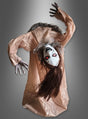 Eine Halloween-Requisite mit der „Animierte Geister Figur 130 cm“ – einer gespenstischen Gestalt mit verzerrtem Körper, leuchtend roten Augen, langen braunen Haaren und blassen Händen in einem zerfetzten, durchsichtigen Gewand vor einem grauen Hintergrund mit Farbverlauf – perfekt als „Geisterfrau-Animatronik“ oder als „animierte Geist-Frau“-Halloween-Dekoration.