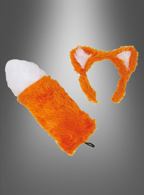 Rotfuchs-Kostüm-Set mit Schwanz und Ohren, bestehend aus einem orangefarbenen, pelzigen Stirnband mit Fuchsohren und einem dazu passenden orange-weißen Fuchsschwanz, ideal für jedes Fuchs-Kostüm-Set, dargestellt vor einem grauen Hintergrund mit Farbverlauf.