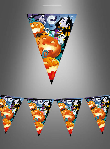 Verleihen Sie Ihrem Raum eine festliche Note mit der „Süße 300 cm Halloween-Kürbis-Wimpelgirlande“ – einer Wimpelgirlande im Halloween-Stil mit Kürbislaternen, Geistern, einem Spukhaus und Süßigkeiten auf grauem Hintergrund. Diese bezaubernde Wimpelgirlande bereichert Ihre Dekoration um entzückende Halloween-Motive und ist die perfekte Dekoration für Partys und gruselige Feste.