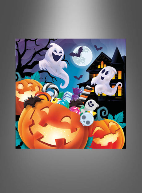 Schaffen Sie eine festliche Halloween-Stimmung mit diesen 12 süßen Halloween-Servietten (33 x 33 cm), die mit einer Cartoon-Szene mit lächelnden Kürbislaternen, verspielten Geistern, Fledermäusen, Süßigkeiten, ein gruseliges Spukhaus und einen leuchtenden Vollmond am Nachthimmel – ideal für Ihre Kinder-Halloween-Party oder als Inspiration für bezaubernde Halloween-Motive auf Ihrem Partytisch.
