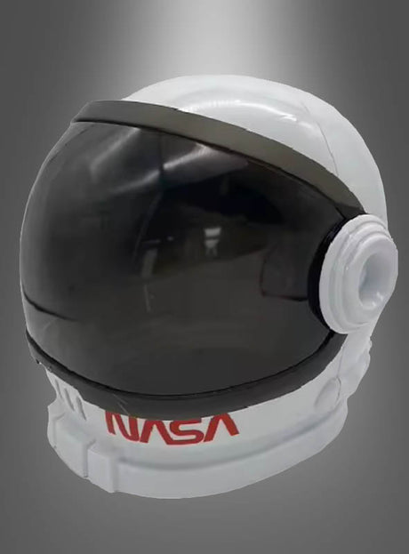 NASA-Astronautenhelm für Erwachsene mit dunklem Visier, abgebildet vor einem grauen Hintergrund mit Farbverlauf.