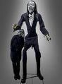 Zwei Personen tragen dunkle, zerfetzte Monsterkostüme mit gruseligen Masken, die an unheimliche Halloween-Figuren erinnern; eines der Kostüme ist vom „Gigantischen Zombie 230 cm Animatronics“ inspiriert – hoch aufragend und mit Klauenhänden –, während sich das andere in einer gebeugten Haltung vor einem grauen Hintergrund abhebt.