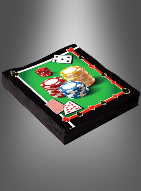 Ein Stapel schwarzer Servietten mit der Aufschrift „Casino Servietten Poker Chips 16 Stück“ ist mit Pokerchips, zwei roten Würfeln, Spielkarten und einem Zierrand mit Kartensymbolen auf grünem Hintergrund verziert – damit sind sie die perfekte Ergänzung für jede Las-Vegas-Party oder Feier mit Poker-Motiven.