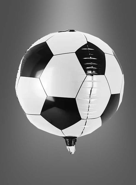 Der Fußball-Folienballon (40 cm) mit klassischem Fußballmuster schwebt vor einem schlichten grauen Hintergrund – die perfekte Dekoration für jede Fußball-Geburtstagsparty!.