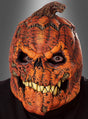 Eine Person, die die Halloween-Maske „beweglicher Kürbis Ani-Motion“ trägt, mit großen gelben Zähnen, strukturierter orangefarbener Schale und hohlen Augen, vor grauem Hintergrund.