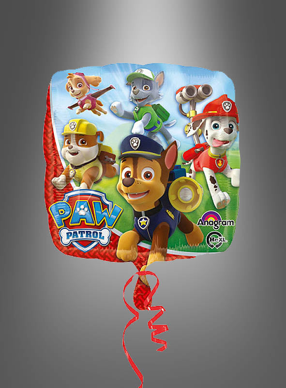 Quadratischer „Paw Patrol“-Folienballon, 43 cm, mit fünf Figuren aus der Zeichentrickserie „Paw Patrol“ in Uniform, komplett mit einer roten Schleife am unteren Rand und vor einem grau abgestuften Hintergrund – ideal als „Paw Patrol“-Dekoration und als lustiges Accessoire für Kindergeburtstagsfeiern.