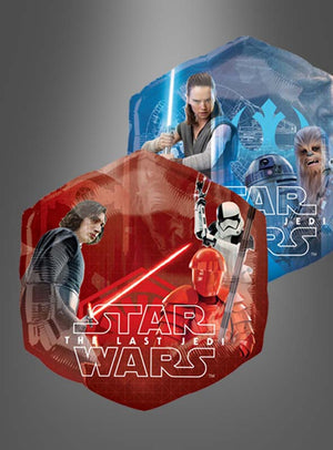 Verleihen Sie jeder Feier einen galaktischen Touch mit dem Star Wars-Folienballon „SuperShape“ (55 × 58 cm), der mit ikonischen Figuren aus „Star Wars: Die letzten Jedi“ wie Rey, Kylo Ren, R2-D2, Chewbacca und Sturmtruppen auf auffälligen roten und blauen sechseckigen Motiven – perfekt für Fans von „Die letzten Jedi“.