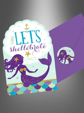 Machen Sie Ihre Meerjungfrauen-Party zu etwas ganz Besonderem – mit den 8 Meerjungfrauen-Einladungskarten, die eine Meerjungfrau mit lila Haaren, goldene Muscheln und den Schriftzug „LET’S shell-ebrate“ zeigen. Jede Karte wird mit einem violetten Umschlag und einem passenden Meerjungfrauen-Aufkleber geliefert – damit ist dieses Set die perfekte Wahl für zauberhafte Einladungskartensets oder als atemberaubende Meerjungfrauen-Einladungskarten für unvergessliche Feiern.