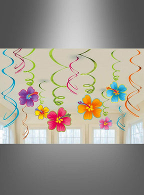 In einem sonnendurchfluteten Raum mit großen Fenstern hängen farbenfrohe, blumenförmige Dekorationen der Marke „12 x Blumen Swirls Hibiskus“ sowie verspielte Spiralfahnen von der Decke und sorgen so für die perfekte Partydekoration für jede fröhliche Feier.