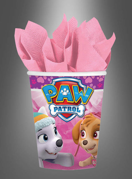 Ein 8-teiliges „Paw Patrol“-Pappbecher-Set in Rosa besteht aus bezaubernden Pappbechern, die mit den beliebten „Paw Patrol“-Figuren und dem bekannten Logo auf einem leuchtend rosa Hintergrund verziert sind – das ideale Partyzubehör für jeden Kindergeburtstag. Diese Becher eignen sich perfekt zum Aufbewahren von Servietten oder Getränken und sind somit eine wunderbare Wahl für junge „Paw Patrol“-Fans.