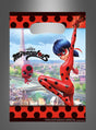 8 x Ladybug-Geschenktüten: Diese Plastiktüten zeigen Ladybug und Tikki aus „Miraculous Ladybug“ vor dem Eiffelturm und einer Stadtkulisse, umrahmt von einem rot-schwarzen gepunkteten Rand – ideal als „Miraculous“-Partytüten oder Geschenktüten für einen Kindergeburtstag.