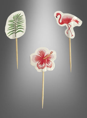 Zwanzig „Cocktailpicker Hawaii Party“-Zahnstocher – jeder mit lustigen Ausschnitten in Form eines grünen Palmblatts, einer roten Hibiskusblüte und eines rosa Flamingos – heben sich deutlich von einem grauen Hintergrund mit Farbverlauf ab und sind damit die perfekten farbenfrohen Akzente für Ihre nächste Sommerparty-Dekoration oder tropische Cocktails.