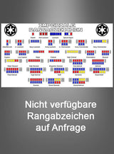 Eine Tabelle mit verschiedenen militärischen Rangabzeichen des Imperiums aus „Star Wars“, sortiert nach Rangbezeichnungen, wobei farbige Balken die Gestaltung der jeweiligen Rangabzeichen verdeutlichen. Enthält bemerkenswerte Designs wie das Rangabzeichen von Juno Eclipse und einzigartige Varianten wie das Abzeichen der 501. Legion.