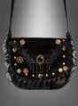 Die Steampunk-Handtasche „Zahnrad & Spitze“ ist eine schwarze Umhängetasche im Steampunk-Stil, die elegant mit Messingzahnrädern, schwarzer Spitzenborte, goldenen Nieten und einem zentralen schwarzen ovalen Schmuckstein verziert ist, der mit hängenden Perlenakzenten geschmückt ist.