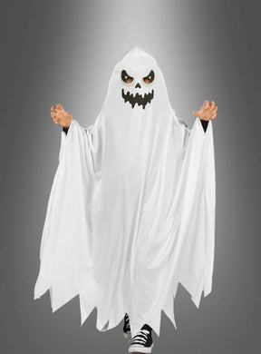 Ein Kind in einem „Weißer Geist“-Kostüm für Kinder mit schwarzen Augen und schwarzem Mund steht mit erhobenen Armen vor einem grauen Hintergrund. Dieses gruselige Kostüm eignet sich perfekt für Halloween-Partys und Karnevalsfeiern.