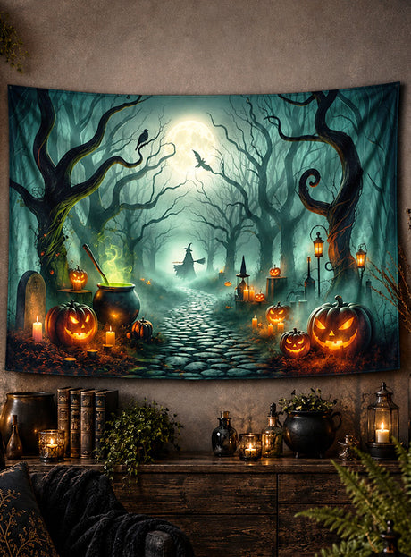 Verleihen Sie Ihrer Halloween-Dekoration eine ganz neue Note – mit dem waschbaren Fotohintergrund „Verfluchter Hexenwald“ (150 x 240 cm), der einen gruseligen Waldweg zeigt, gesäumt von Kürbislaternen, einem brodelnden Kessel, Grabsteinen und einer Hexe, die auf einem Besen unter dem Vollmond fliegt.