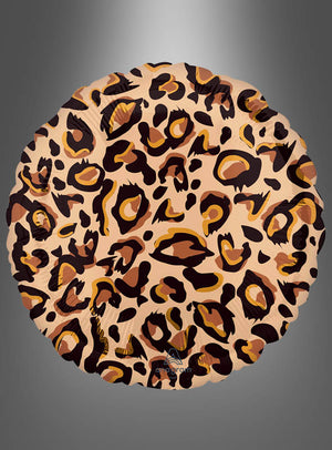 Der „Leopard Folienballon Orbz“ (Kugel oder Scheibe) besticht durch ein auffälliges Leopardenmuster mit braunen, schwarzen und hellbraunen Flecken auf hellem Hintergrund, das sich wunderschön vor einem grauen Farbverlauf abhebt.