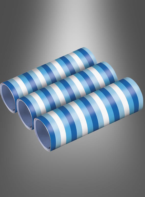 Drei „Luftschlangen bunt 3er-Pack“ – blau-weiß gestreifte, zylindrische Luftschlangen, die an gemusterte Luftschlangen erinnern – sind parallel zueinander auf einem grau verlaufenden Hintergrund angeordnet.