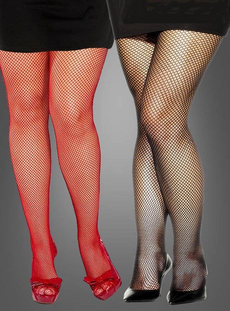 Zwei Personen stehen nebeneinander und tragen die feinmaschigen XL-Netzstrumpfhosen in Größe XL; die eine trägt das rote Paar mit passenden roten Schuhen, während die andere schwarze Strumpfhosen mit schwarzen Schuhen trägt. Beide tragen schwarze Röcke, wodurch sich die XL Netzstrumpfhosen feinmaschig perfekt für ein Karnevalskostüm oder einen Party-Look eignen.