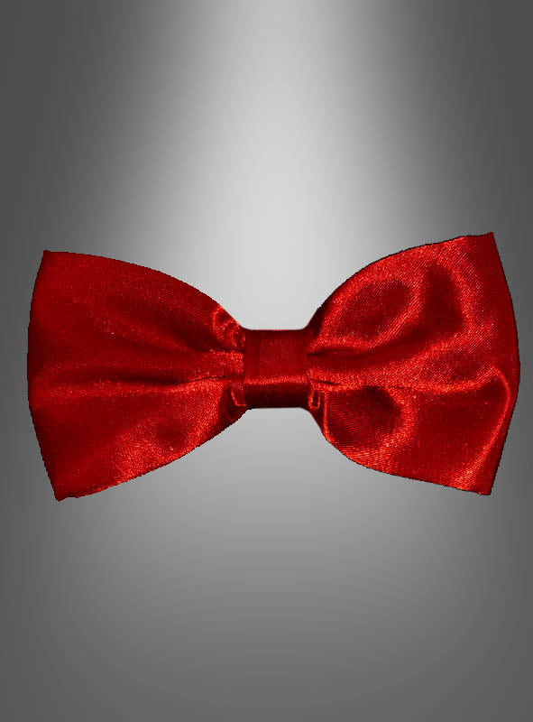 Eine Deluxe-Satin-Fliege (13 x 6 cm), eines der elegantesten Accessoires für jedes festliche Outfit, ist auf einem grauen Hintergrund mit Farbverlauf in der Mitte abgebildet.