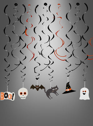 Verleihen Sie Ihren Feierlichkeiten mit dem 12er-Pack „Halloween-Girlande Swirl Metallic“ einen gruseligen Touch – mit zwölf metallisch glänzenden, hängenden Spiraldekorationen mit klassischen Halloween-Motiven wie dem „Boo!“-Schild, einem Totenkopf, einer Fledermaus, einer schwarzen Katze, einem Hexenhut und einem Geist auf grauem Hintergrund – perfekt als festliche Halloween-Dekoration oder als auffällige Halloween-Spiralgirlande.