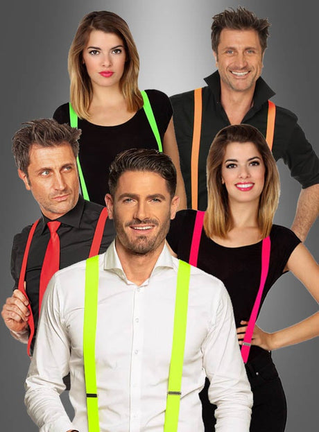 Fünf Personen in schwarzen oder weißen Outfits, die jeweils stilvolle Neon-Hosenträger in tollen Farben tragen, stehen vor einem grau verlaufenden Hintergrund und blicken mit neutralen oder lächelnden Gesichtsausdrücken in die Kamera – perfekt für eine Party im Stil der 80er und 90er Jahre.