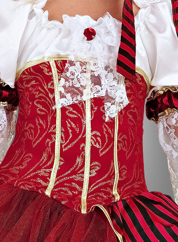 Nahaufnahme des „Deluxe Piraten-Prinzessin“-Kostüms mit einem rot-goldenen Brokatkorsett mit weißen Spitzenverzierungen, weißen Puffärmeln und rot-schwarz gestreiften Akzenten an Ärmeln und Rock – perfekt für jedes Piratenkostüm für Mädchen oder jedes Piraten-Kinderkostüm.