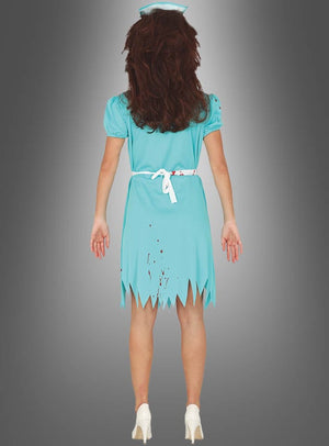 Eine Person ist von hinten in einem „Zombie OP Schwester“-Kostüm zu sehen, bestehend aus einem abgenutzten blauen Kleid, einem weißen Gürtel, einem passenden blauen Kopfschmuck und weißen Pumps – alles vor einem grauen Hintergrund mit Farbverlauf, um eine unheimliche Halloween-Stimmung zu erzeugen, die perfekt für jede Kostümparty ist.