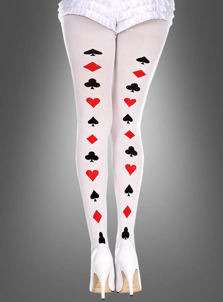 Eine Person, die die „Weiße Strumpfhose im Casino-Poker-Stil“ mit Spielkartenmuster und weiße Schuhe mit hohen Absätzen trägt, fotografiert von der Taille abwärts vor einem grauen Hintergrund – perfekt für eine Las-Vegas-Mottoparty.