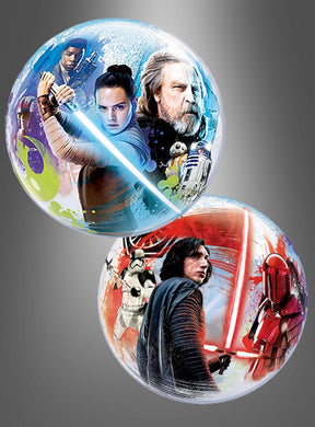 Ein runder „Star Wars VII“-Folienballon (56 cm) zeigt ikonische Figuren wie Rey, Finn, Luke Skywalker, R2-D2, Kylo Ren, Sturmtruppen und Prätorianergardisten. Blaue und rote Lichtschwerter sind besonders gut sichtbar abgebildet – perfekt für jede „Star Wars“-Geburtstagsfeier.