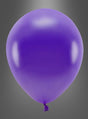 Ein einzelner aufgeblasener lila Luftballon mit einem zusammengebundenen Ende, gefertigt aus „Öko Luftballons Partydeko glanzoptik“, schwebt vor einem schlichten grauen Hintergrund – und verleiht Ihrer Partydekoration eine stilvolle und umweltfreundliche Note.