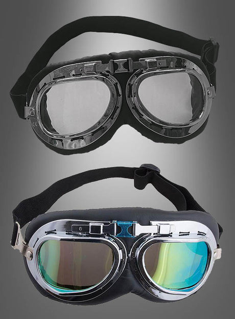 Zwei Paare der „Fliegerbrille Steampunk“ mit schwarzen Bändern – eines mit klaren Gläsern, das andere mit getönten Gläsern – sind vor einem grauen Hintergrund mit Farbverlauf zu sehen. Jedes Paar besticht durch ein unverwechselbares Retro-Design, das vom Vintage-Flugzeugstil inspiriert ist.
