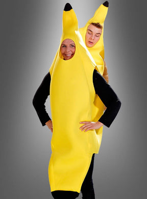 Mit dem Bananenkostüm Unisex lassen sich zwei Personen zu einem lustigen Gruppenkostüm zusammenfügen: Eine Person steht vorne, während die andere hinten steht, wobei ihre Köpfe spielerisch durch freche Ausschnitte hervorschauen – das Ganze vor einem stilvollen grauen Hintergrund mit Farbverlauf.