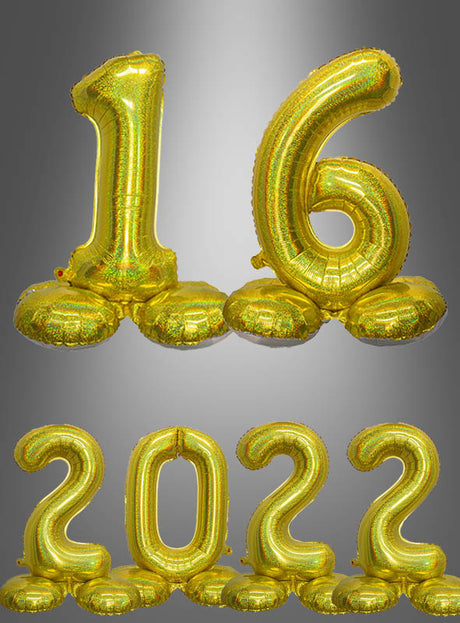 AirLoon Folienballons „Zahlen zum Kombinieren“ (70 cm, stehend) in glänzendem Gold, angeordnet als Zahlen 16 und 2022 vor einem grauen Farbverlauf, sind die perfekte Ergänzung zur Geburtstagsdekoration für jede Feier.