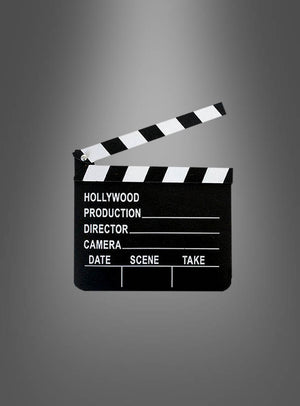 Ein Filmklappen-Hollywood-Partyzubehör in Schwarz-Weiß mit Feldern für Produktionsangaben wird vor einem schlichten grauen Hintergrund präsentiert und ist das ideale Kostümzubehör für jede Hollywood-Party.