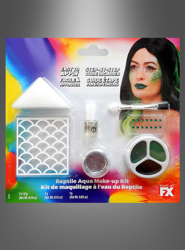 Reptilien-Make-up-Set mit Schuppen-Schablone, bestehend aus grüner, weißer und schwarzer Aqua-Gesichtsfarbe, Glitzer, einer Schuppen-Schablone, einem Pinsel, Ziersteinen und einer Anleitung; abgebildet in der Verpackung mit einem Foto eines Models, das auffälliges Reptilien-Make-up trägt.