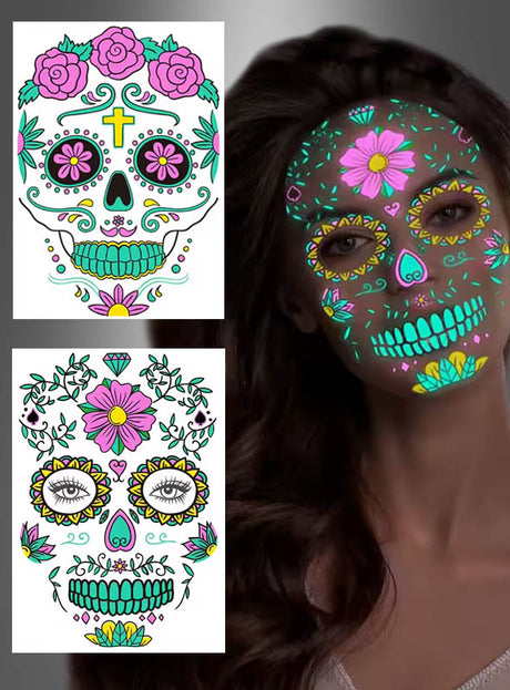 Im Mittelpunkt steht das „UV Tag der Toten“-Tattoo: Eine Frau mit „Tag der Toten“-Gesichtsbemalung steht neben zwei farbenfrohen Zuckerschädel-Illustrationen, die mit Blumen- und Ziermustern verziert sind – damit ist dieses auffällige Accessoire perfekt geeignet, um Ihrem Halloween-Party-Look eine einzigartige Note zu verleihen.