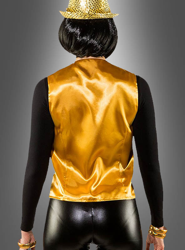 Eine Person, die mit dem Rücken zur Kamera steht und eine glänzende goldene „Paillettenweste für Damen“ sowie einen passenden goldenen Hut trägt, kombiniert mit einem schwarzen Langarmshirt und einer glänzenden schwarzen Hose vor grauem Hintergrund – ideal als Karnevalskostüm für Damen.