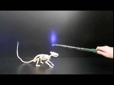 Magischer Zauberstab mit Licht